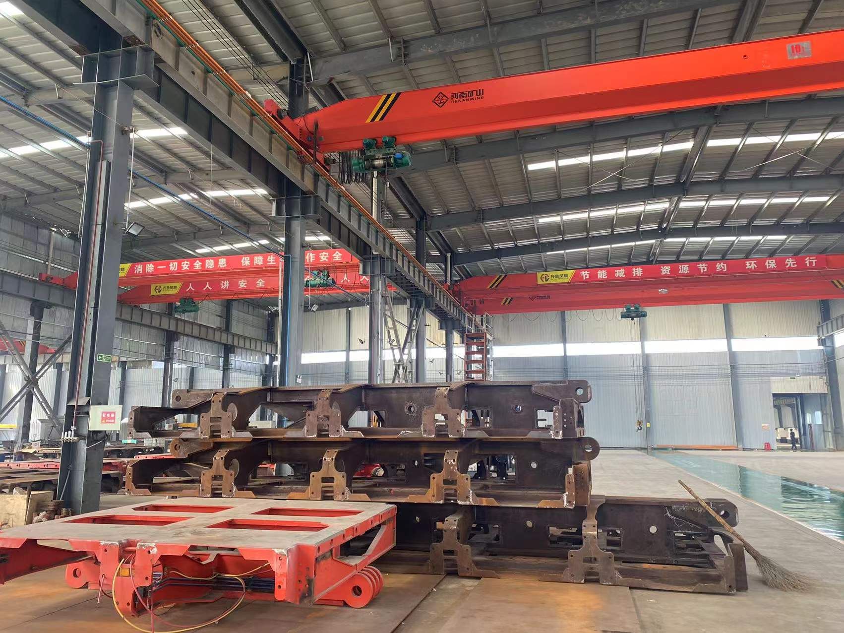 01,ɽ�����빤ҵװ�����޹�˾�߶������㲿��,����Һѹ�͸ס����ֳ�����